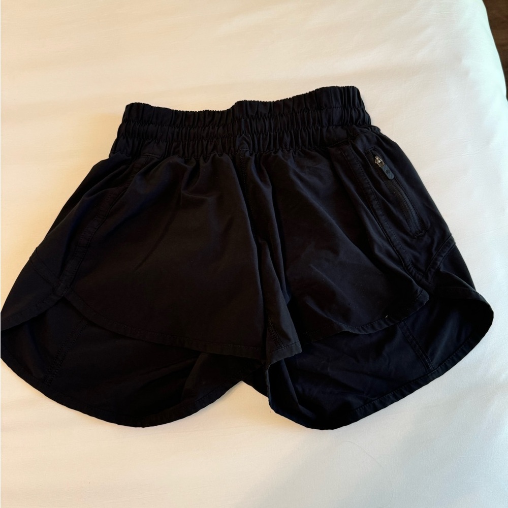Lululemon - athletic shorts